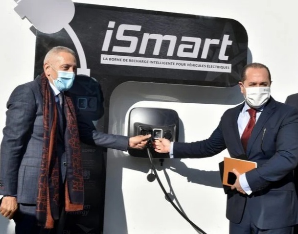 (iSmart) .. أول محطة ذكية لشحن العربات الكهربائية مائة في المائة مغربية
