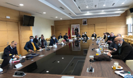 طنجة : البحرية الملكية وجامعة عبد المالك السعدي ينظمان اليوم الأول لبحوث المحيطات