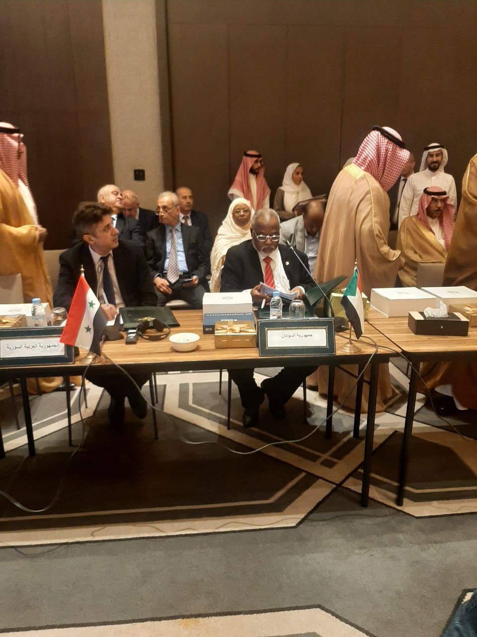مدير عام سلطة الطيران المدني بالسودان.. يؤكد جاهزية مطارات شرق وشمال السودان للملاحة الجوية واستقبال رحلات الطيران المدني