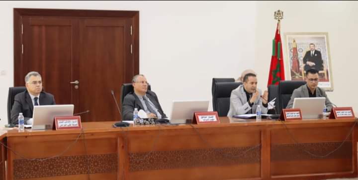 عامل إقليم العرائش يصدر قرار جديد يهم قطاع سيارات الأجرة