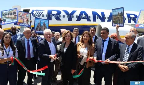 شركة ريانير تفتتح بشراكة مع المكتب الوطني المغربي للسياحة بمطار طنجة رابع قاعدة جوية لها بالمغرب