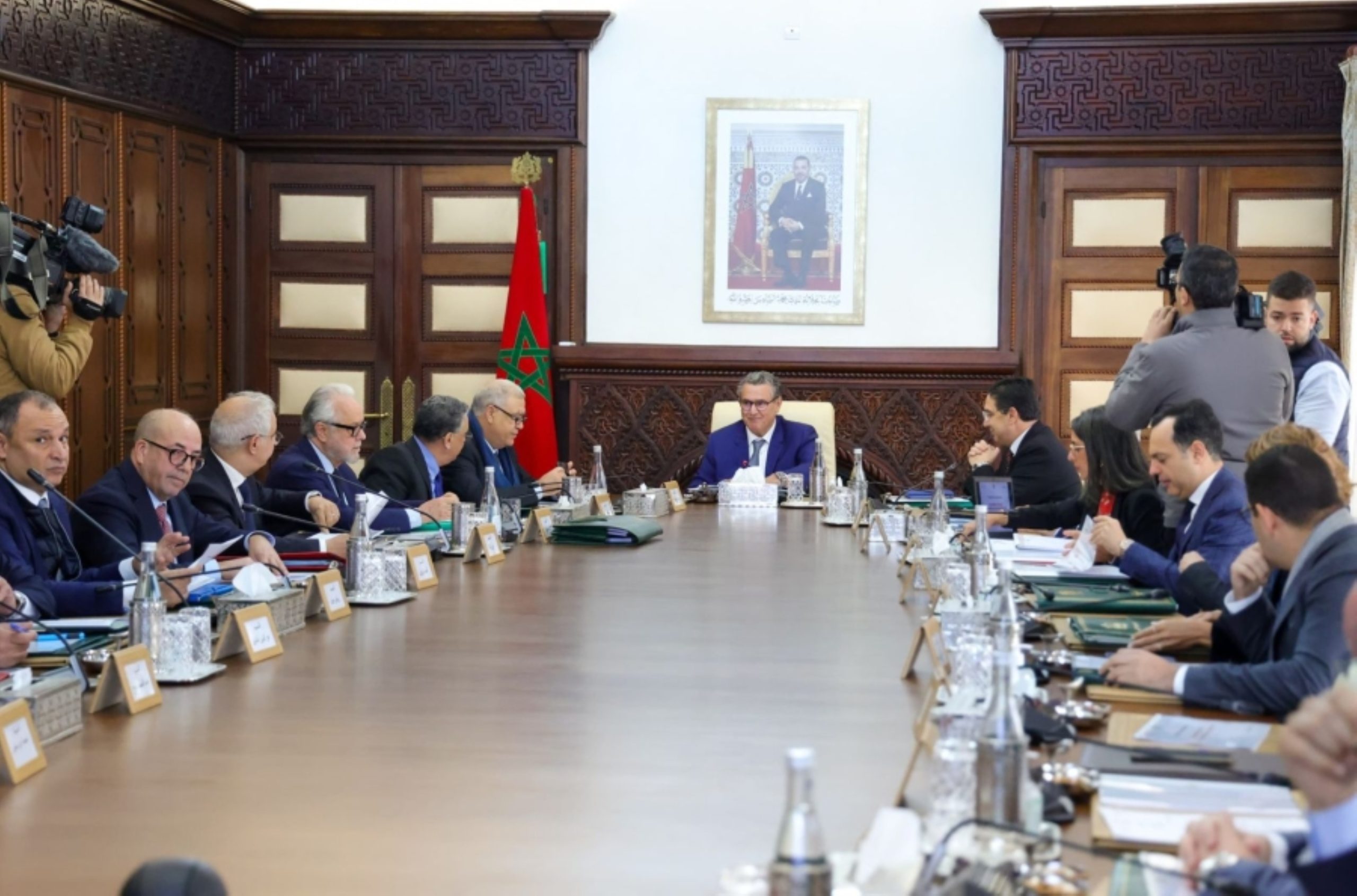 مجلس الحكومة يصادق على مشاريع مراسيم ذات صلة بقطاع النقل واللوجيستيك