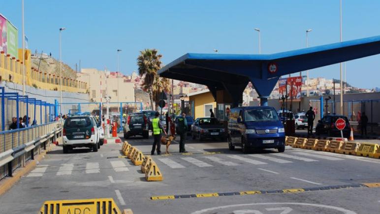 المغرب يُعلن رسميا فتح معبري سبتة ومليلية بدون “تهريب”.. وإسبانيا تُقرر إحداث “الفيزا”