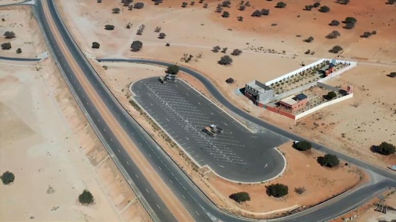مشاريع طرقية ومنشآت حيوية تعزز التنمية الشاملة بمدينة الداخلة