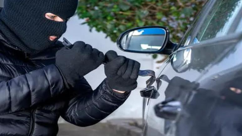توقيف شبكة اجرامية متخصصة في سرقة وتفكيك السيارات