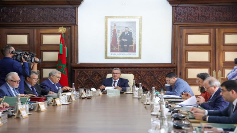 مجلس الحكومة يطلع على اتفاق بشأن الاعتراف المتبادل برخص السیاقة بين المغرب وتشاد