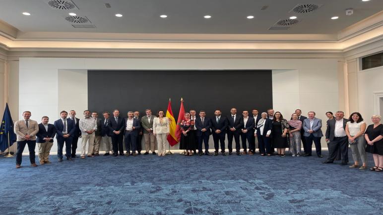 المغرب – اسبانيا: التعاون في مجال النقل الدولي الطرقي للبضائع والمسافرين