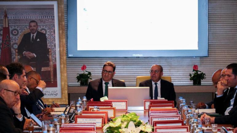 النقل البحري: وزير النقل واللوجيستيك يترأس اجتماعا حول النتائج الأولية للدراسة المرتبطة بإحداث أسطول بحري تجاري وطني